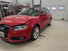 Load image into Gallery viewer, AC COMPRESSOR Audi TT Beetle Tiguan Jetta EOS 2009 09 2010 10 11 12 13 14 - DG128997
