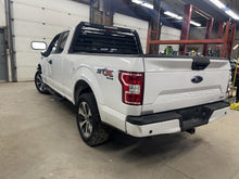 Load image into Gallery viewer, [INVENTORYCAR_YEAR_MAKE_MODEL] RADIATOR FAN ASSEMBLY - DG129905
