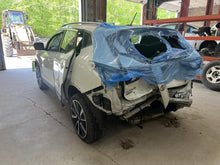 Load image into Gallery viewer, AC Compressor  ROGUE SPORT 2017 - DG131376
