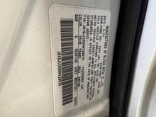 Load image into Gallery viewer, RADIATOR FAN ASSEMBLY Nissan Rogue Sport 17 18 19 20 - DG131374
