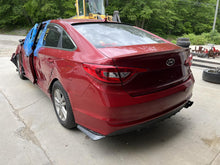 Load image into Gallery viewer, AC A/C AIR CONDITIONING COMPRESSOR Sonata Sonata Hybrid 15-17 - DG133007
