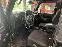 Load image into Gallery viewer, AC A/C AIR CONDITIONING COMPRESSOR Jeep Wrangler 12 13 14 - DG132653
