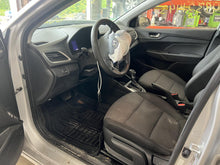Load image into Gallery viewer, AC Compressor Hyundai Accent 2018 - DG132955
