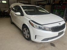 Load image into Gallery viewer, AC A/C AIR CONDITIONING COMPRESSOR Elantra Forte 13 14 15 16 - DG133726
