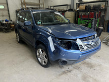 Load image into Gallery viewer, AC COMPRESSOR Subaru Impreza Forester 2008 08 2009 09 2010 10 2011 11 - DG135137
