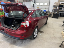 Load image into Gallery viewer, RADIO Ford Focus 2012 12 2013 13 2014 14 - DG135286
