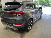 Load image into Gallery viewer, AC Compressor Hyundai Tucson 2017 - DG135376
