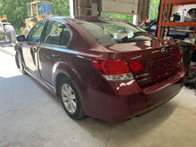 Load image into Gallery viewer, AC COMPRESSOR Subaru Legacy 2010 10 2011 11 2012 12 2.5L 4cyl - DG136652
