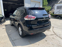 Load image into Gallery viewer, AC A/C AIR CONDITIONING COMPRESSOR Nissan Rogue 14 15 16 - DG137569
