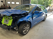 Load image into Gallery viewer, AC A/C AIR CONDITIONING COMPRESSOR Elantra 2017 17 2018 18 - DG136983
