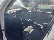 Load image into Gallery viewer, AC A/C AIR CONDITIONING COMPRESSOR 500 Renegade 2015-2020 - DG137525
