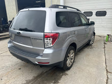 Load image into Gallery viewer, AC A/C AIR CONDITIONING COMPRESSOR Subaru Forester 11 12 13 - DG138448
