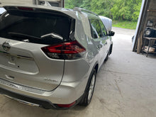 Load image into Gallery viewer, AC A/C AIR CONDITIONING COMPRESSOR Nissan Rogue 14 15 16 - DG139341
