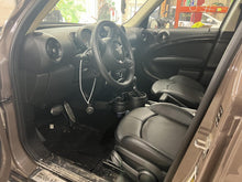 Load image into Gallery viewer, RADIATOR Cooper Mini 1 Paceman Clubman Countryman 07-14 AT - DG138875
