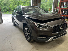 Load image into Gallery viewer, AC Compressor  INFINITI QX30 2017 - DG140302
