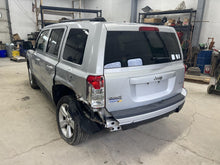 Load image into Gallery viewer, AC A/C AIR CONDITIONING COMPRESSOR Caliber Compass Patriot 08-17 - DG142525
