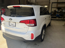 Load image into Gallery viewer, AC A/C AIR CONDITIONING COMPRESSOR Santa Fe Sorento 2012-2019 - DG142192
