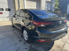 Load image into Gallery viewer, AC A/C AIR CONDITIONING COMPRESSOR Elantra 2017 17 2018 18 - DG142826
