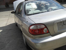 Load image into Gallery viewer, TRANSMISSION COMPUTER Kia Sephia Spectra 2000 00 01 - 593567
