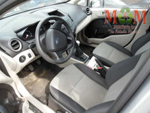 Load image into Gallery viewer, ECU ECM COMPUTER Ford Fiesta 2012 12 2013 13 - MM870955
