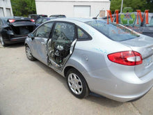 Load image into Gallery viewer, ECU ECM COMPUTER Ford Fiesta 2012 12 2013 13 - MM870955
