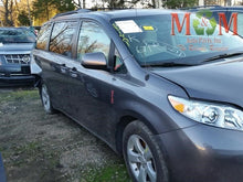 Load image into Gallery viewer, RADIO Toyota Sienna 2011 11 2012 12 2013 13 2014 14 - MM928378
