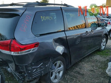 Load image into Gallery viewer, RADIO Toyota Sienna 2011 11 2012 12 2013 13 2014 14 - MM928378
