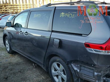 Load image into Gallery viewer, RADIO Toyota Sienna 2011 11 2012 12 2013 13 2014 14 - MM928378
