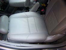 Load image into Gallery viewer, FRONT DRIVE SHAFT Sequoia 2001 01 2002 02 03 04 - NW75275
