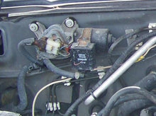 Load image into Gallery viewer, FRONT DRIVE SHAFT Frontier Xterra 1999 99 2000 00 V6 - NW75087
