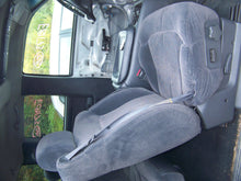 Load image into Gallery viewer, TRANSFER CASE CONTROL MODULE COMPUTER Avalanche 1500 Avalanche 99-02 - NW26425
