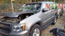 Load image into Gallery viewer, GRILLE Avalanche 1500 Suburban 1500 Suburban 2500 Tahoe 07-14 - MM1042604
