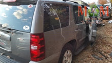 Load image into Gallery viewer, GRILLE Avalanche 1500 Suburban 1500 Suburban 2500 Tahoe 07-14 - MM1042604
