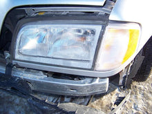 Load image into Gallery viewer, INTERCOOLER Mercedes C230 1997 97 1998 98 1999 99 2000 00 - NW106301
