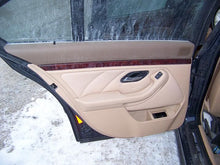 Load image into Gallery viewer, IN DASH CD PLAYER BMW 525i 540i X5 99 00 01 02 03 04 - NW136458
