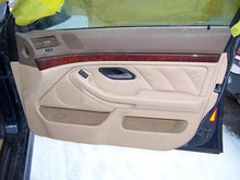 Load image into Gallery viewer, IN DASH CD PLAYER BMW 525i 540i X5 99 00 01 02 03 04 - NW136458
