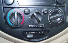 Load image into Gallery viewer, RADIO Mazda MPV Van 2004 04 2005 05 2006 06 - NW138392

