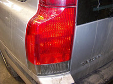 Load image into Gallery viewer, RADIATOR FAN ASSEMBLY Volvo V70 2001 01 02 03 Non Turbo - NW64726
