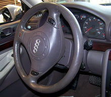 Load image into Gallery viewer, ECU ECM COMPUTER Audi A4 A6 Passat 1997 98 99 00 01 02 - NW58747
