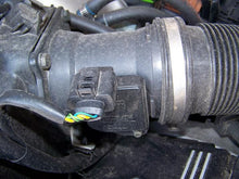 Load image into Gallery viewer, ECU ECM COMPUTER Audi A4 A6 Passat 1997 98 99 00 01 02 - NW58747
