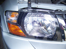 Load image into Gallery viewer, REAR WIPER MOTOR Mitsubishi Montero 01 02 03 04 05 06 - NW203976
