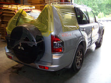 Load image into Gallery viewer, REAR WIPER MOTOR Mitsubishi Montero 01 02 03 04 05 06 - NW203976
