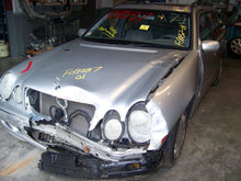 Load image into Gallery viewer, AMPLIFIER MERCEDES E320 E430 E55 01 02 03 - NW138696
