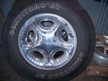 Load image into Gallery viewer, Grille Lincoln Navigator 1999 - NW97959
