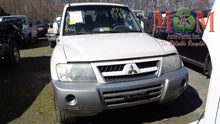 Load image into Gallery viewer, ECU ECM Computer Mitsubishi Montero 2003 - MM1838538
