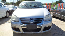 Load image into Gallery viewer, ENGINE Volkswagen Beetle Jetta Rabbit golf 05 06 07 08 09 10 11 2.5L - MM1149300
