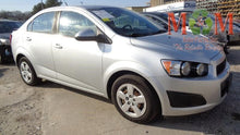 Load image into Gallery viewer, TEMPERATURE CONTROLS Chevrolet Sonic 2013 13 2014 14 - MM1180963
