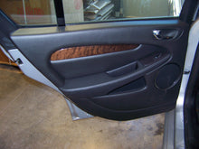 Load image into Gallery viewer, Radio Jaguar X Type 2003 03 AM FM - NW137855
