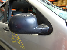 Load image into Gallery viewer, RADIO Mercedes ML320 ML420 1998 98 1999 99 AM FM - NW138952
