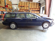 Load image into Gallery viewer, WHEEL Volvo S60 V70 01 02 03 04 - 09 16x6.5 16 Spoke - NW201883
